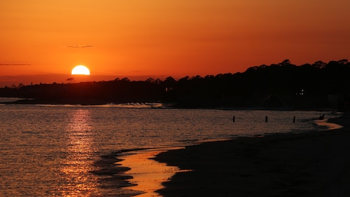 It's not for nothing that Dauphin Island bills itself as the "Sunset Capital of Alabama."